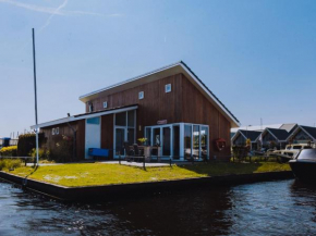 Pleasant holiday home in Uitgeest with terrace
